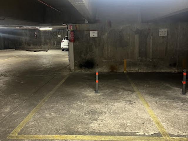 Garage vente à Paris, Île-de-France