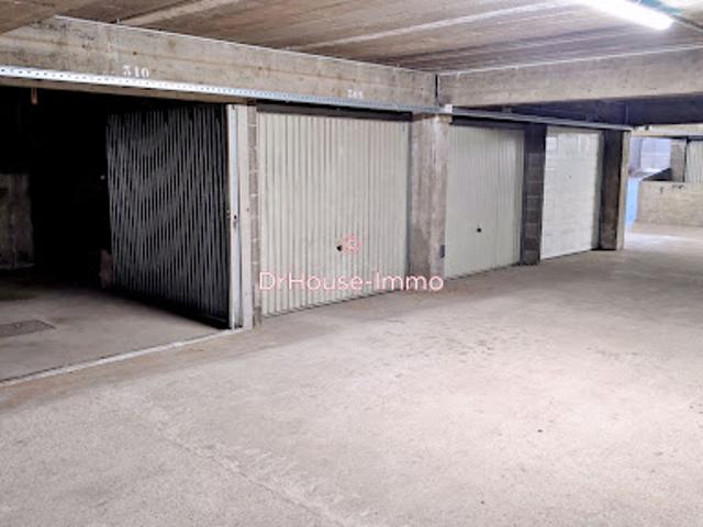 Garage vente à Saint-Étienne, Saint-etienne