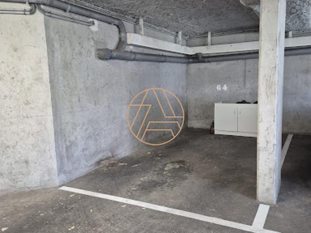 Garage vente à Nogent-sur-Marne, Saint-maur-des-fossés