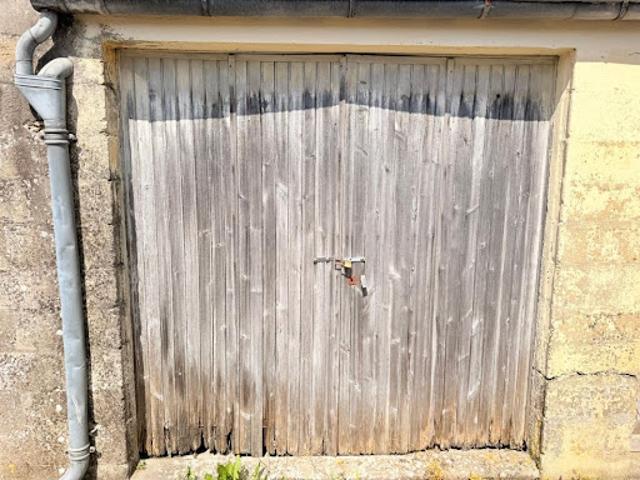 Garage vente à Rochefort, Surgères