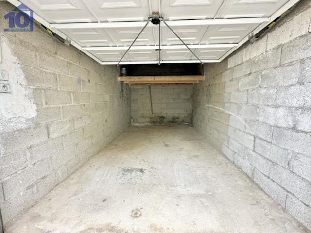 Garage vente à Béziers, Valras-plage