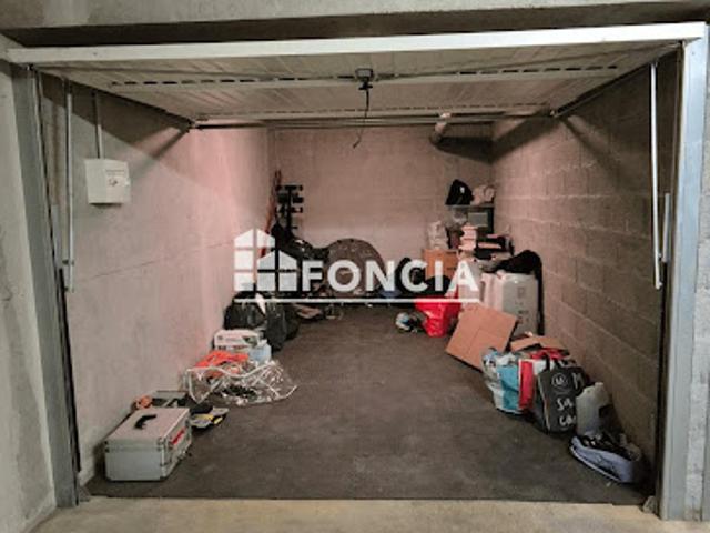 Garage vente à Grenoble, Echirolles
