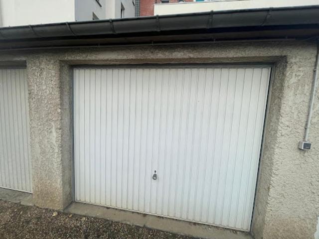 Garage vente à Évreux, Evreux