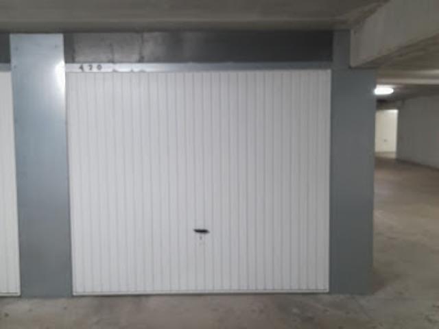 Garage vente à La Rochelle