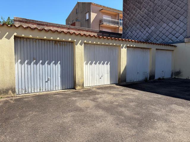 Garage vente à Les Sables-d'Olonne, Château-d'olonne