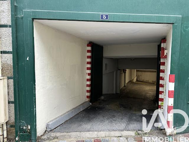 Garage vente à Paris, Île-de-France