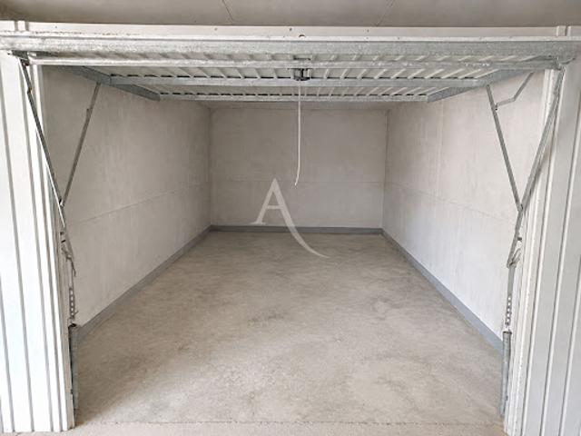 Garage vente à Château-d'Olonne, Les Sables-d'Olonne