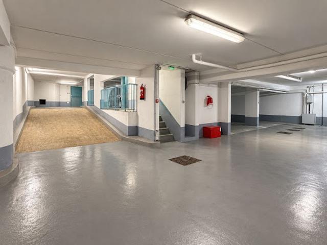 Garage vente à Paris 15e Arrondissement, Paris