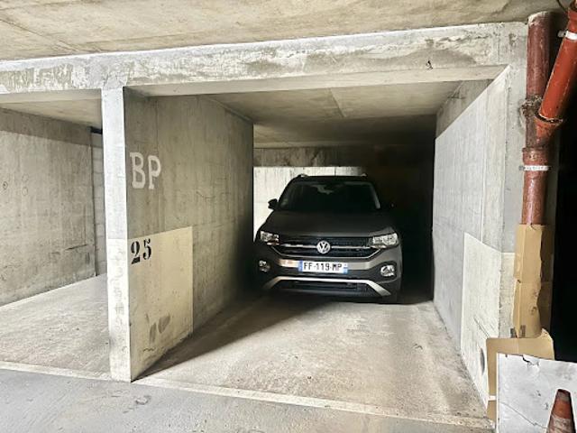 Garage vente à Nanterre, Neuilly-sur-seine