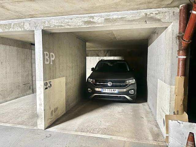Garage vente à Nanterre, Neuilly-sur-seine