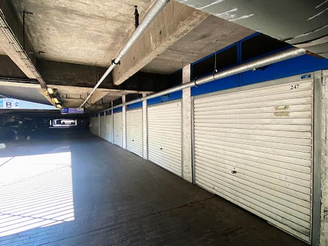Garage vente à Nanterre, Courbevoie