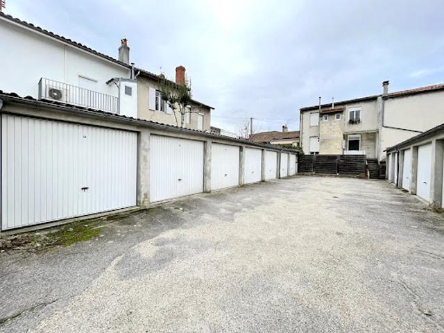 Garage vente à Bordeaux, Victoire