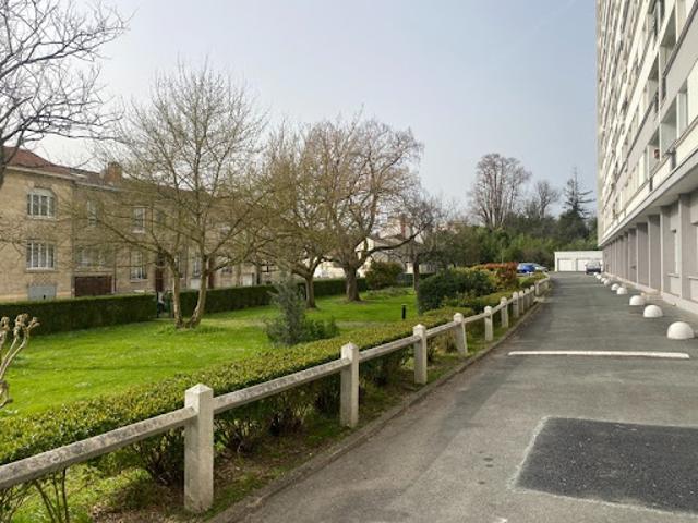 Garage vente à Bordeaux
