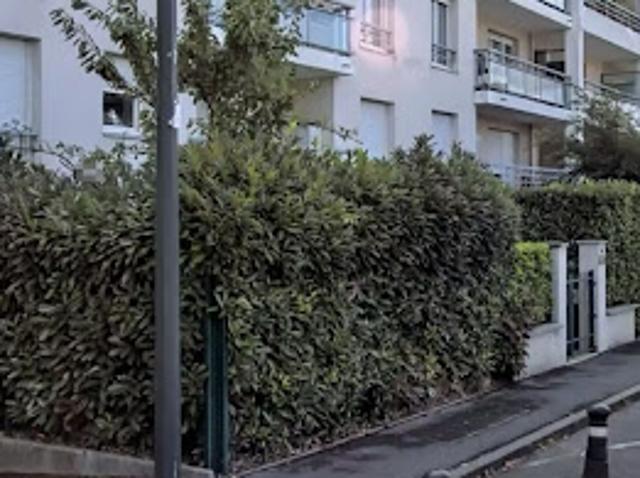 Garage vente à Palaiseau, Massy