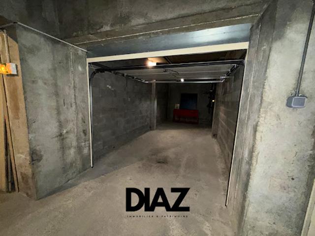 Garage vente à Nîmes