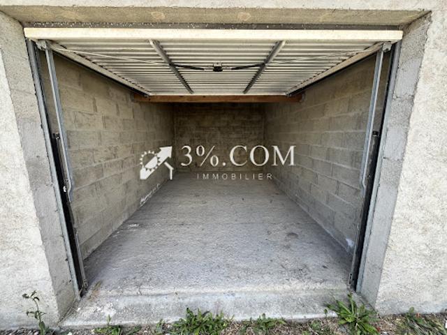 Garage vente à Saint-Nazaire, Saint-nazaire