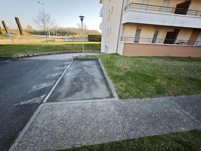Garage vente à Toulouse, Léguevin