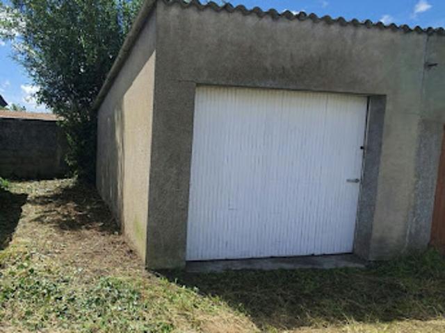 Garage vente à Vertou, Le Chêne Garage vente à Vertou, Le Chêne