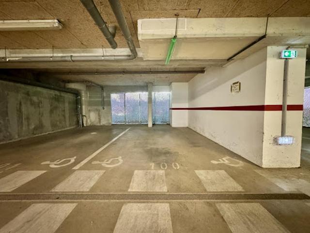 Garage vente à Bordeaux, Bègles