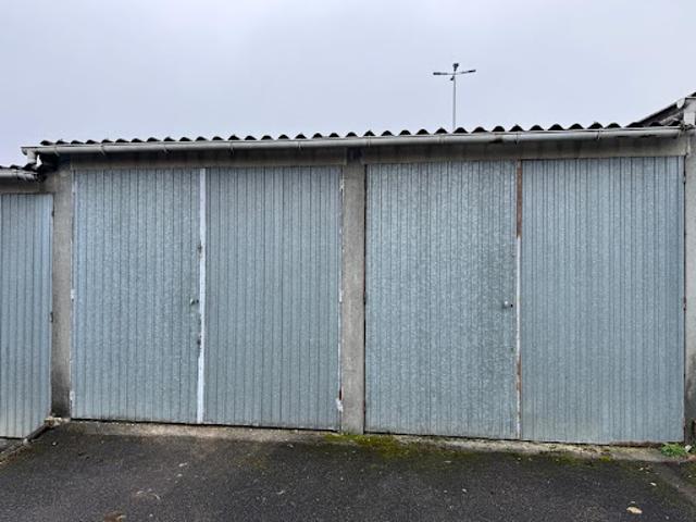 Garage vente à Château-Thierry, Château-thierry