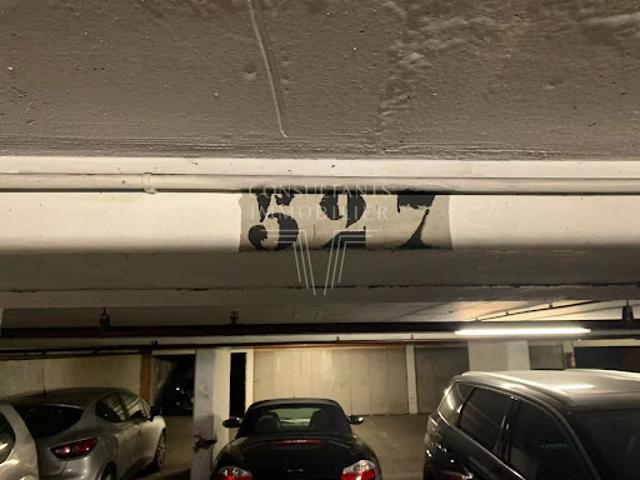Garage vente à Paris, Île-de-France