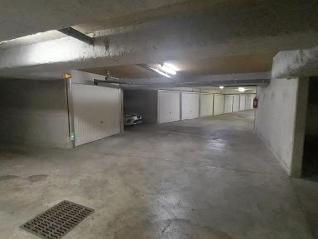 Garage vente à Avignon