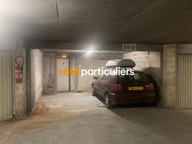 Garage vente à Paris, Île-de-France
