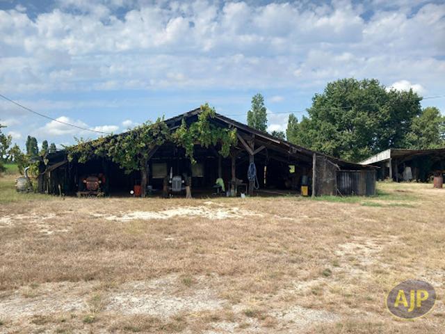 Garage vente à Lesparre-Médoc, Gaillan-en-médoc