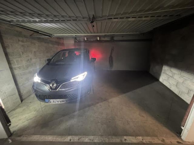 Garage vente à Palaiseau, Les Ulis