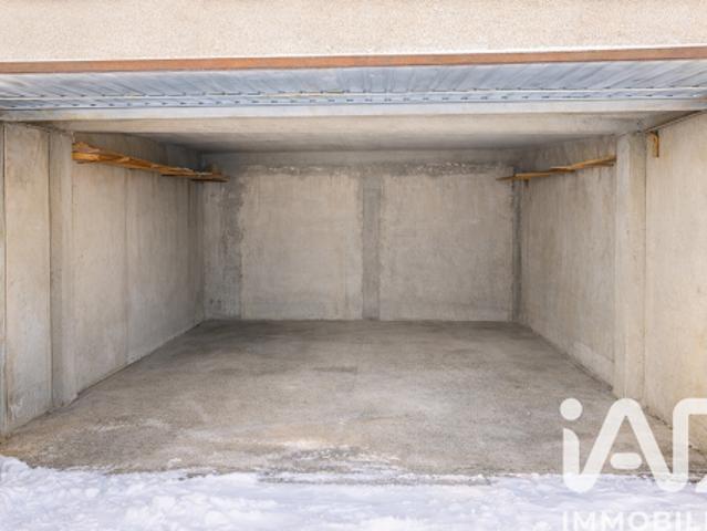 Garage vente à Briançon, Vars