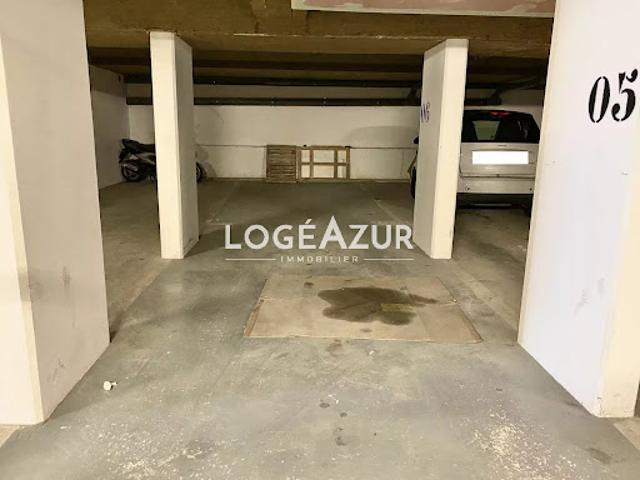 Garage vente à Grasse, Vallauris
