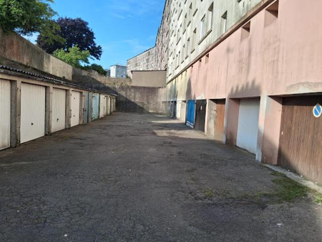 Garage vente à Brest, Bretagne
