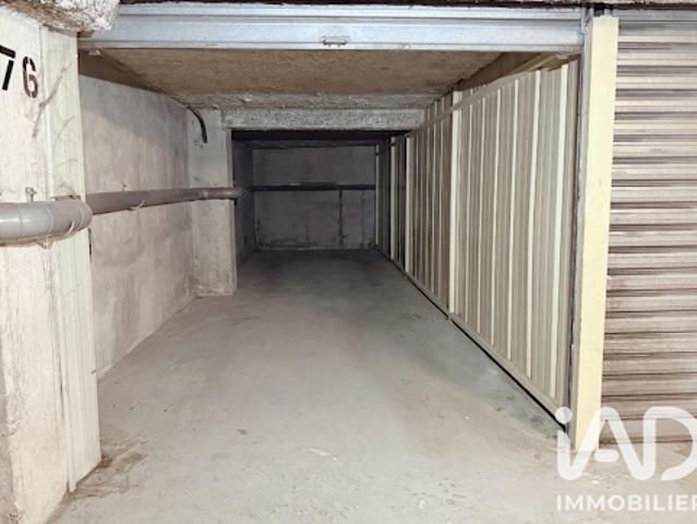 Garage vente à Paris, Île-de-France