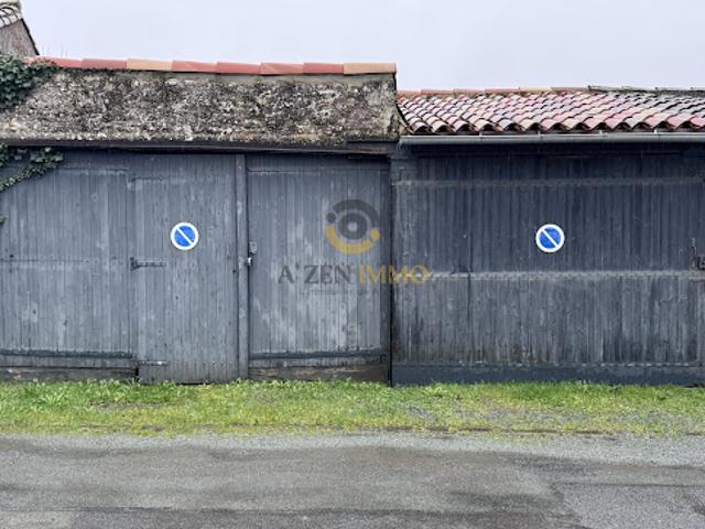 Garage vente à Parthenay, Champdeniers-saint-denis