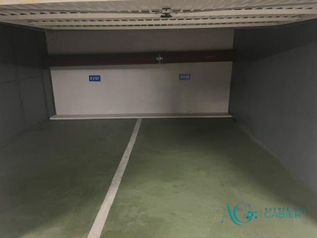 Garage vente à Arrondissement de Toulon, Hyères