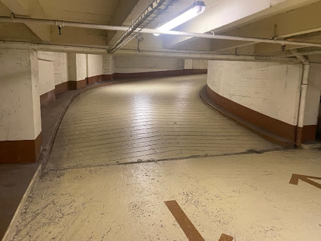 Garage vente à Nanterre, Neuilly-sur-seine