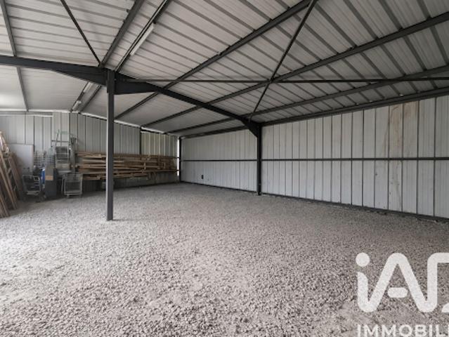 Garage vente à Roanne, Saint-martin-d'estréaux