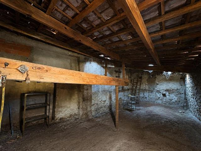 Garage vente à Carcassonne, Villanière