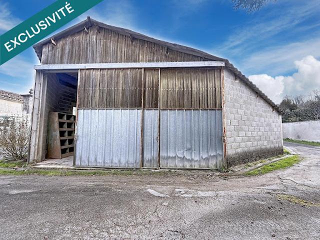 Garage vente à Saint-Surin, Châteauneuf-sur-Charente