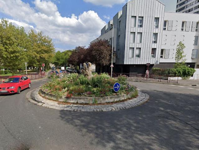Garage vente à Bobigny, Bondy