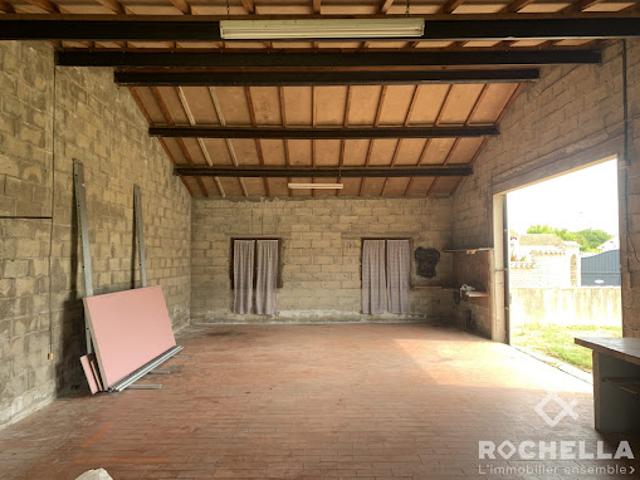 Garage vente à Rochefort, Le Château-d'oléron