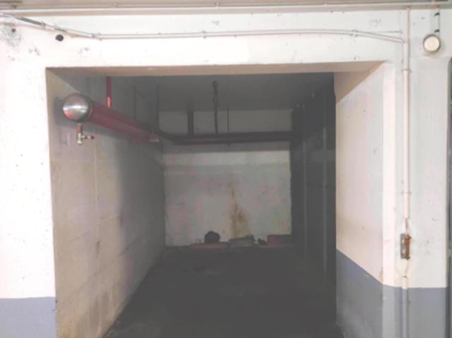 Garage vente à Paris, Île-de-France