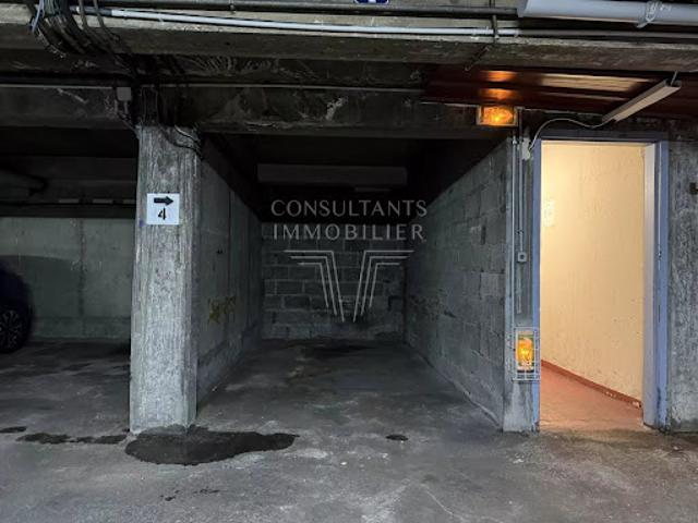Garage vente à Paris, Île-de-France
