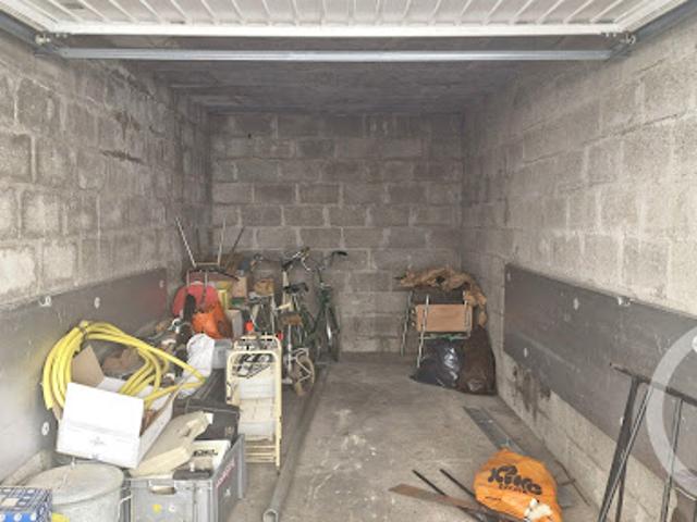 Garage vente à Château-Thierry, Château-thierry