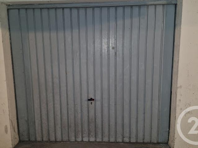 Garage vente à Château-Thierry, Aisne
