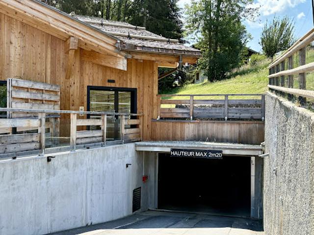 Garage vente à Bonneville, Combloux