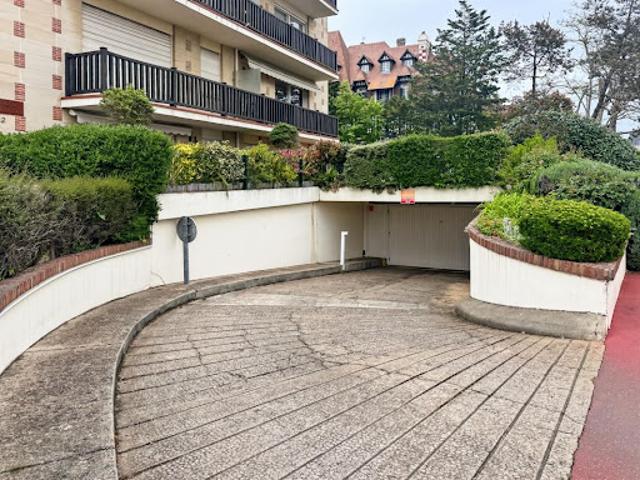 Garage vente à Lisieux, Deauville