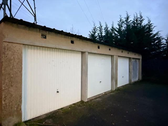 Garage vente à Thionville, Fameck