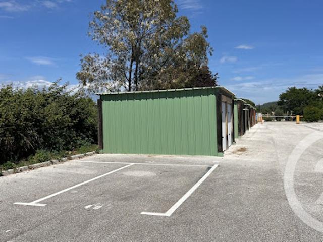 Garage vente à Arrondissement de Toulon, La Londe-les-maures
