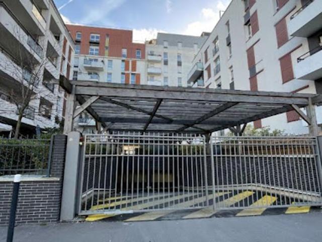 Garage vente à Saint-denis, La Plaine